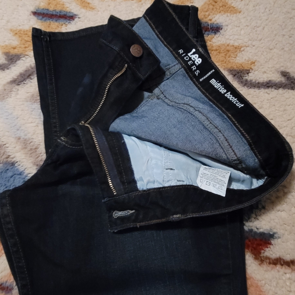 JEANS - Picture 3 of 3